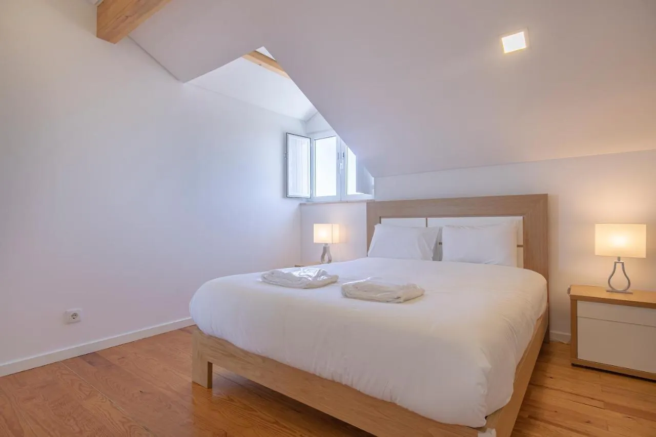 Apartment Classy Two Bedroom View Lisbon Portugal