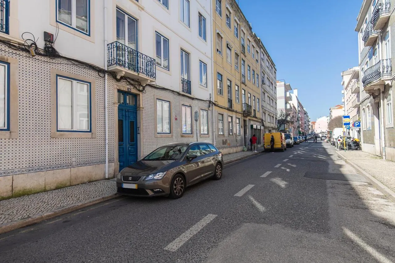 Classy Two Bedroom View Lisbon